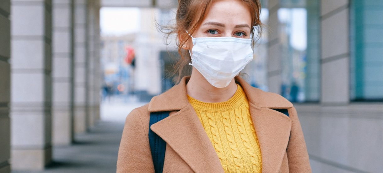 Woman eearing face mask